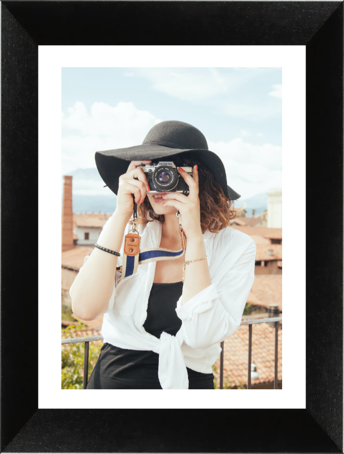 classic-wood-studio-frame LIVEARf Order #L3tc7o4